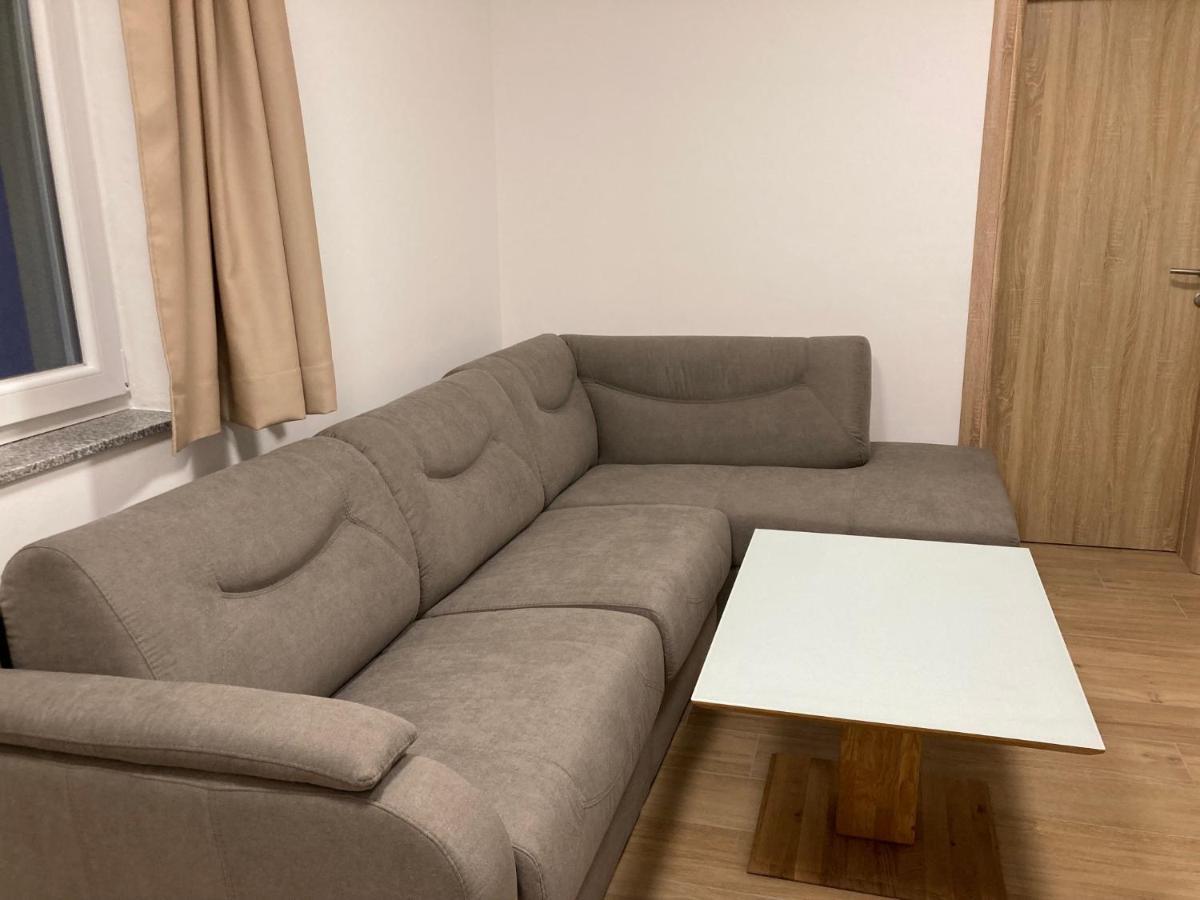 דירות יהורינה Vila Trnovo מראה חיצוני תמונה