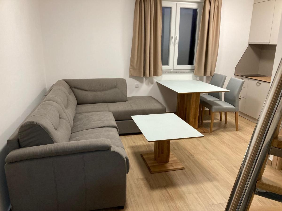 דירות יהורינה Vila Trnovo מראה חיצוני תמונה